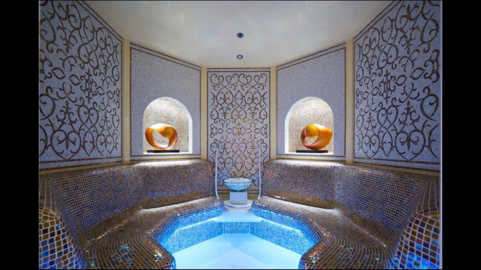 The Royal Garden Hotel Hongkong Eksteriør billede The spa at The Dorchester